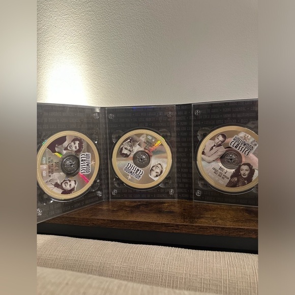 Hollywood Classics:‎ The Golden Age of the Silverscreen (Collector Edt.) DVD Set - Picture 5 of 5